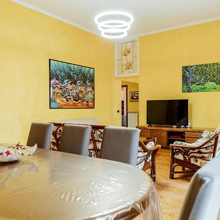 Luxe Apartment Near Milano, Rho Fiera E Mxp Busto Arsizio Dış mekan fotoğraf
