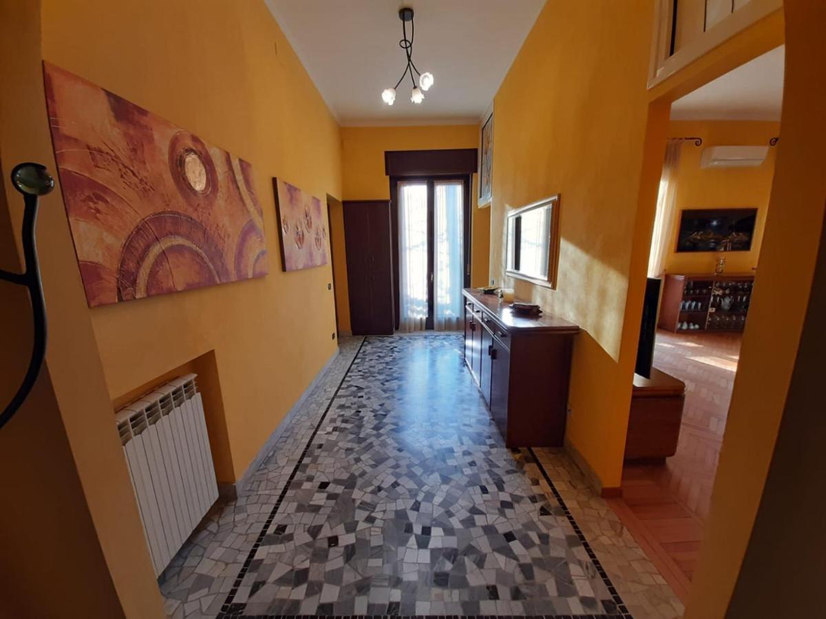 Luxe Apartment Near Milano, Rho Fiera E Mxp Busto Arsizio Dış mekan fotoğraf
