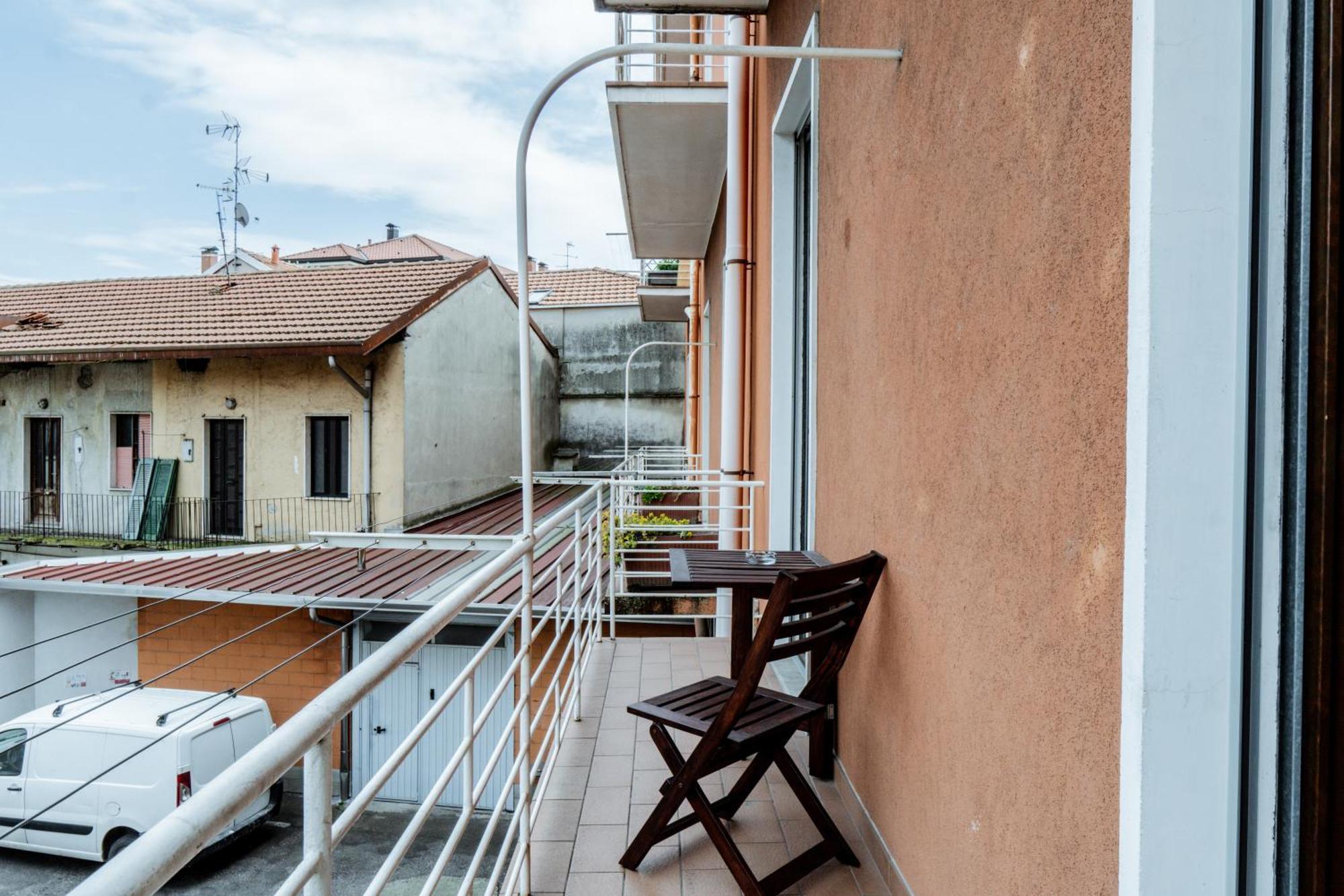 Luxe Apartment Near Milano, Rho Fiera E Mxp Busto Arsizio Dış mekan fotoğraf