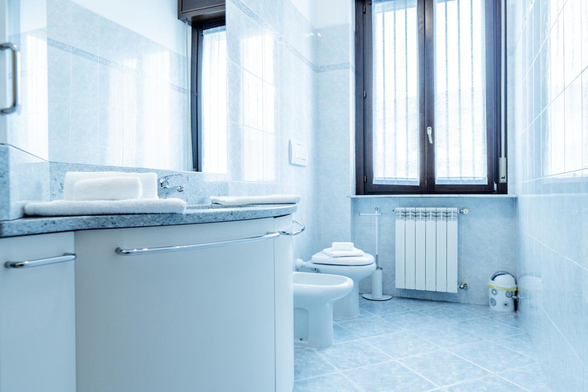 Luxe Apartment Near Milano, Rho Fiera E Mxp Busto Arsizio Dış mekan fotoğraf